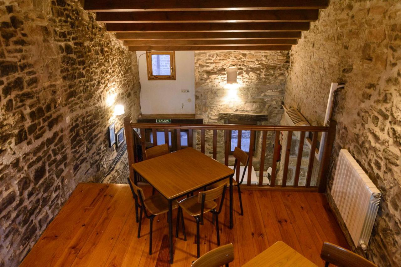 Unduesina Albergue Undues De Lerda Eksteriør billede